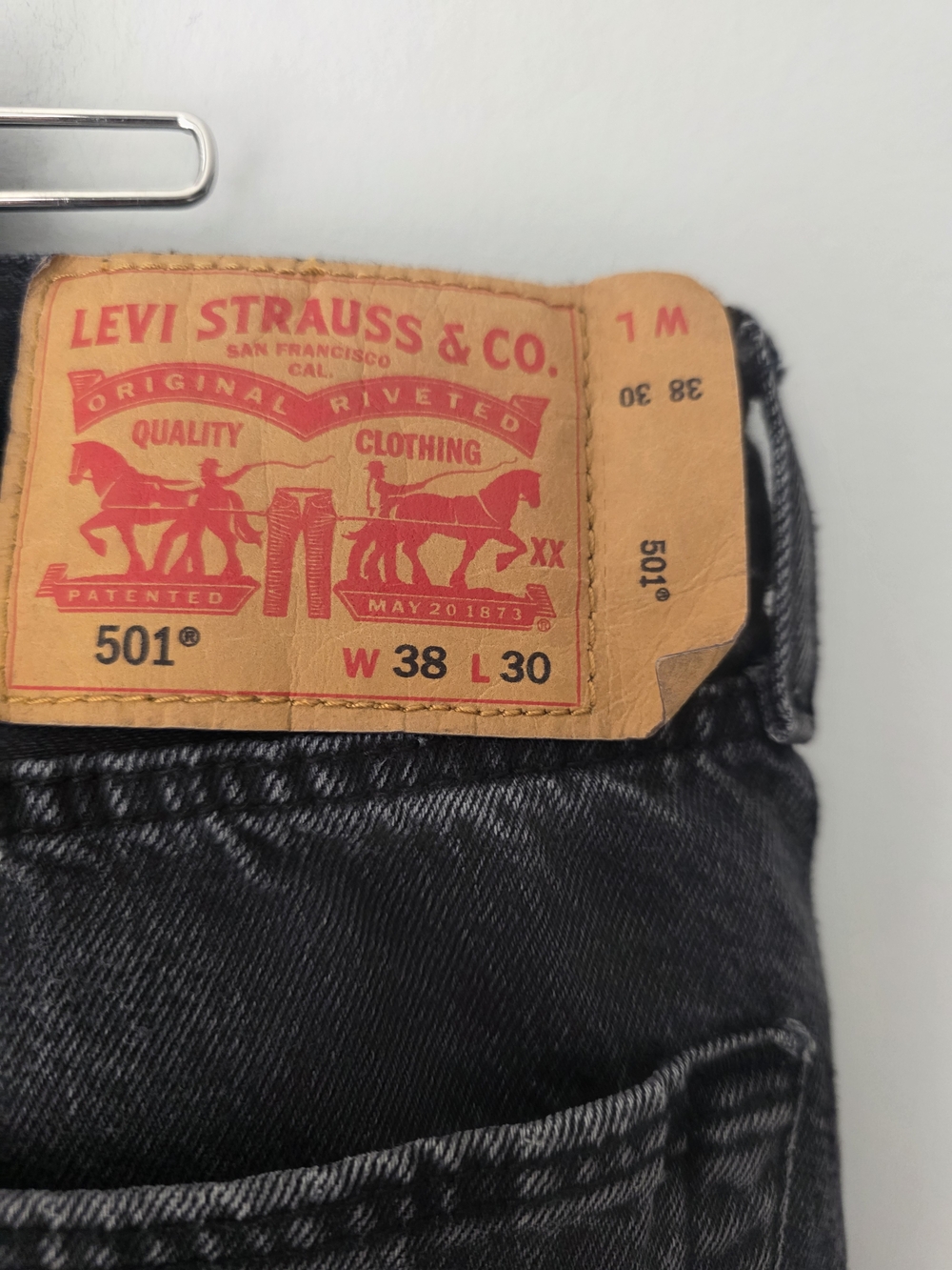 Levi’s 501 Original Fit Jeans Black Wash Straight Leg W38 L30 Classic Denim - Picture 4 of 10